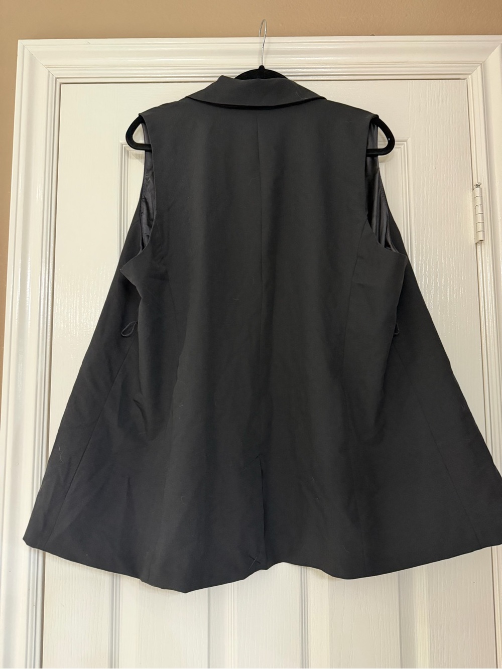 Torrid Black Sleeveless Blazer Vest - Picture 2 of 3